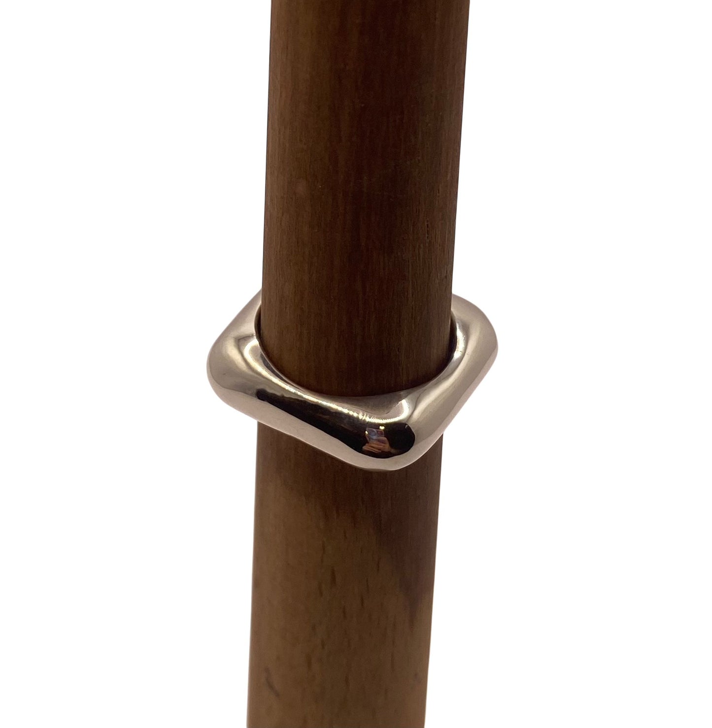 4 SIDED RING
